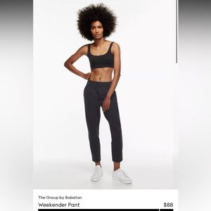 Aritzia weekender pant . Excellent condition.  Size small